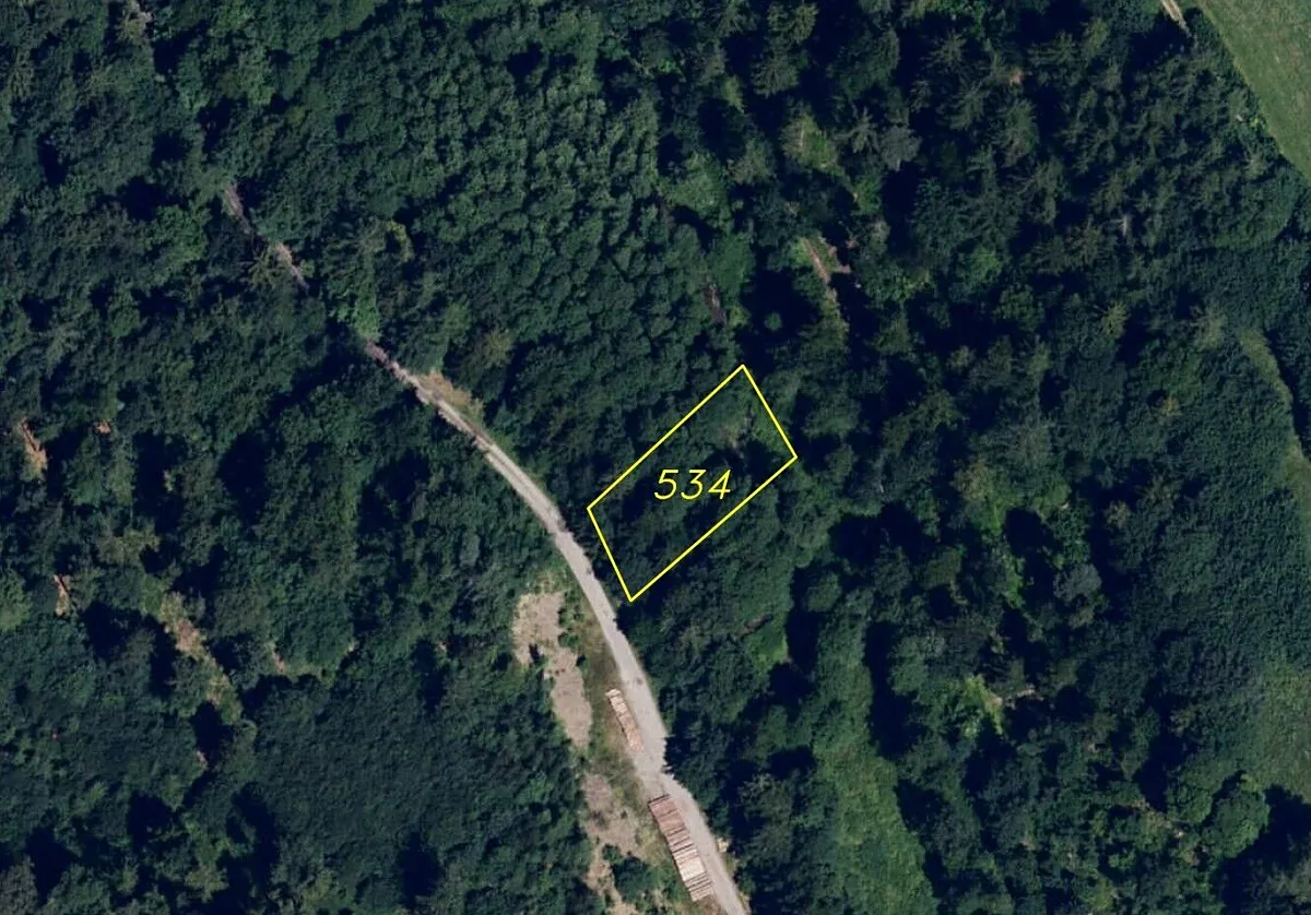 Prodej pozemku 737 m²